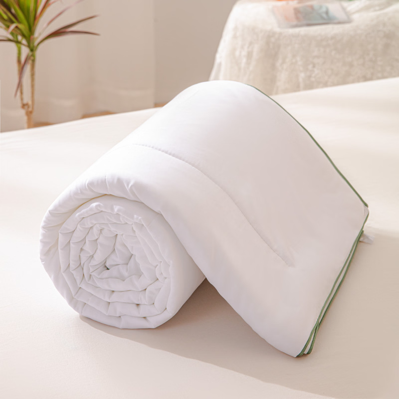 Chăn bông sợi nhỏ polyester Loycell