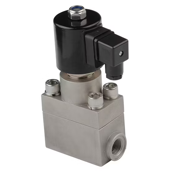 van-dien-tu-phong-thi-nghiem-bang-thep-khong-gi